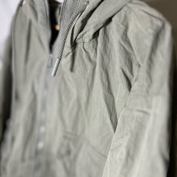 Forever21 Oversized Cropped Olive Green Jacket with Elastic Waist, Size Small - Picture 4 of 7